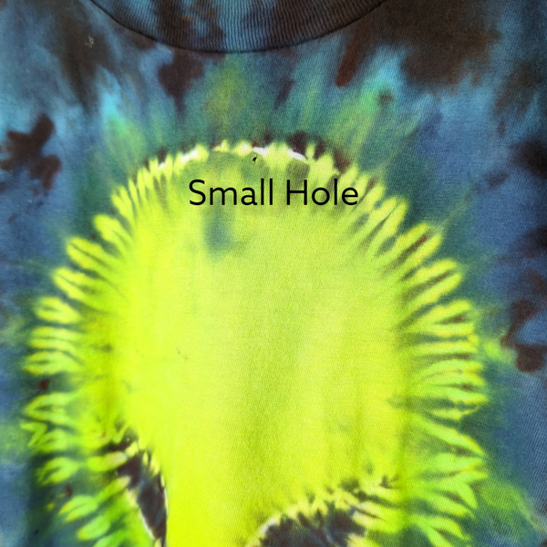 Close Encounter Double Sided Tie Dyed T-shirt Size Medium (Discount Small Hole)