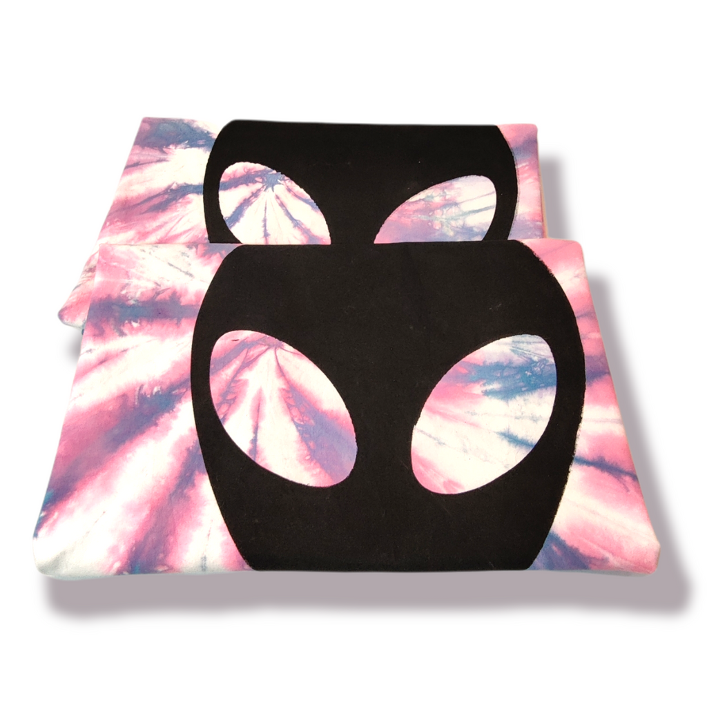 Alien Tie Dye Pillowcase Set